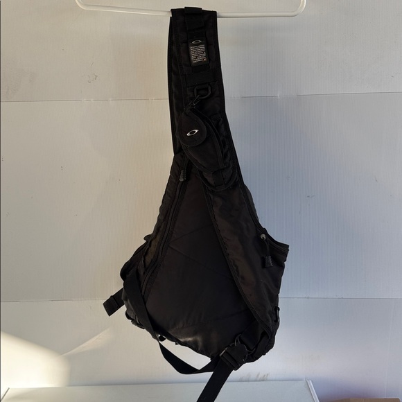 VINTAGE OAKLEY SANDBAG SLING BAG BACKPACK - DECENT USED CONDITION BLACK TACTICAL - Picture 11 of 17